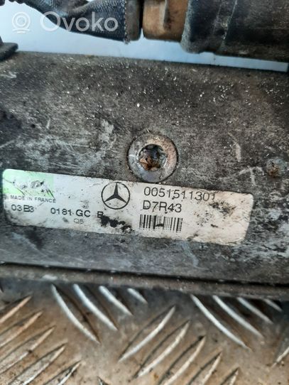 Mercedes-Benz C W203 Rozrusznik 0051511301