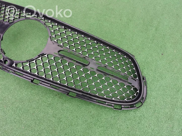 Mercedes-Benz GLC AMG Maskownica / Grill / Atrapa górna chłodnicy A2548881800