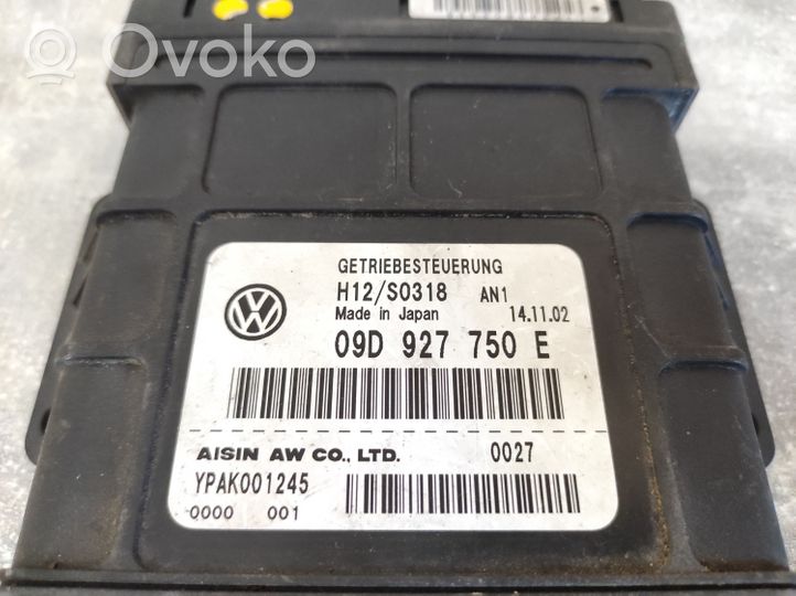 Volkswagen Touareg I Gearbox control unit/module 09D927750E