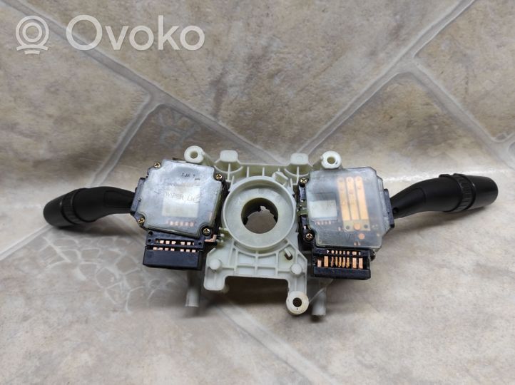 Hyundai Terracan Leva/interruttore dell’indicatore di direzione e tergicristallo 9340039201