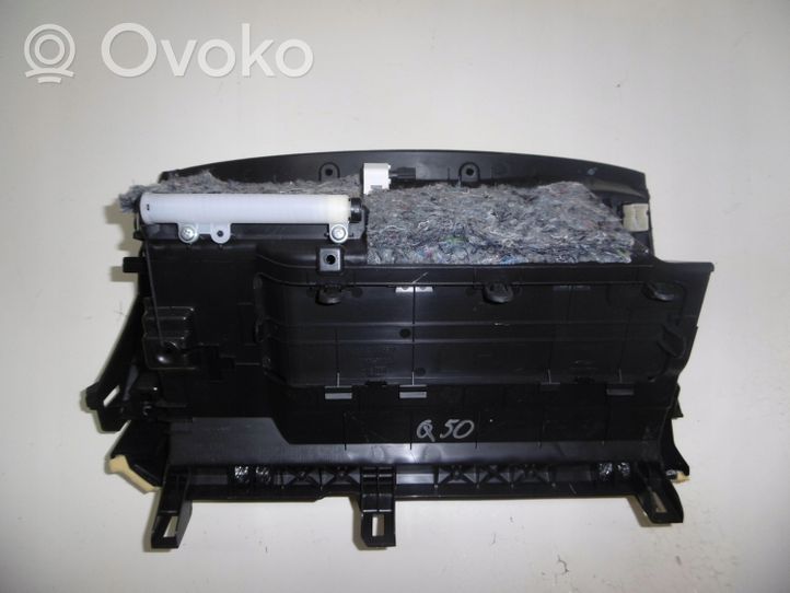 Infiniti Q50 Set vano portaoggetti 681024GF0A