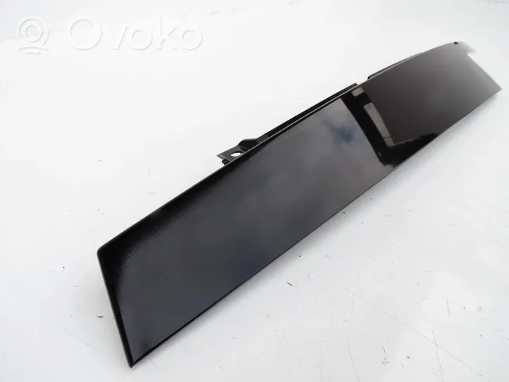 Volvo XC60 Priekšpusē durvju dekoratīvā apdare (moldings) 32216799