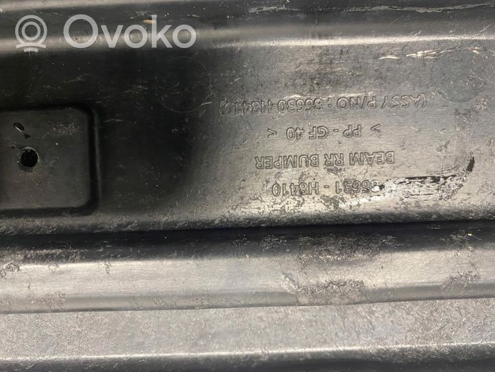 KIA Stonic Travesaño de apoyo del amortiguador trasero 86631-H8410