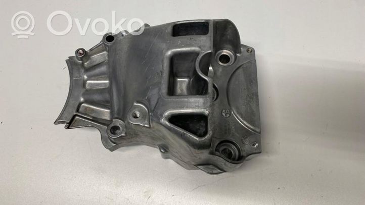 Volvo XC40 Supporto di montaggio del motore 32203010