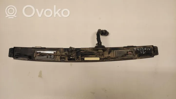 Hyundai Tucson IV NX4 Listwa oświetlenie tylnej tablicy rejestracyjnej 92409-N7120