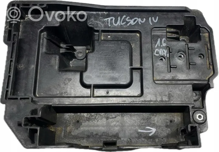 Hyundai Tucson IV NX4 Vassoio scatola della batteria 37150-N7000