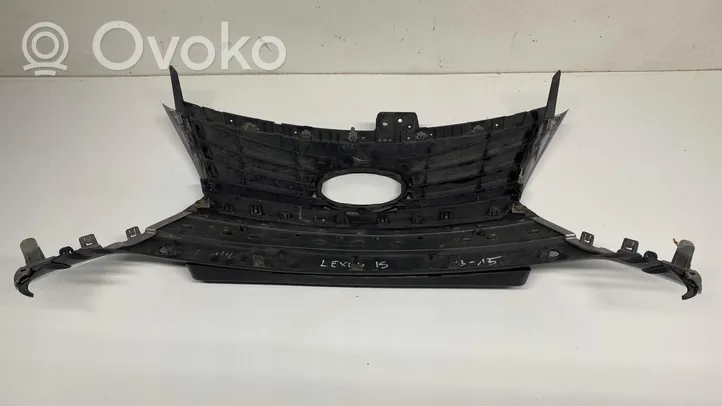 Lexus IS IV XE40 Griglia superiore del radiatore paraurti anteriore 53112-53050