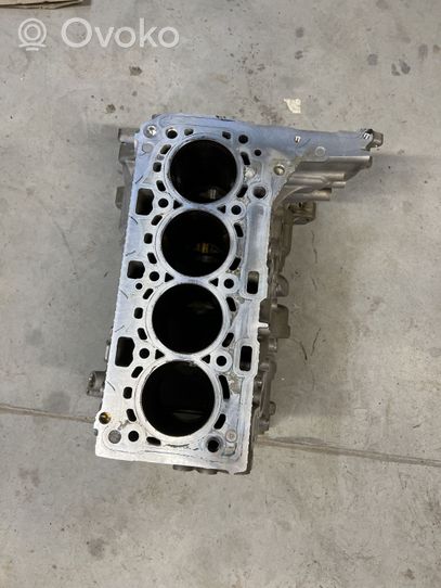 BMW X3 G01 Engine block 8642458