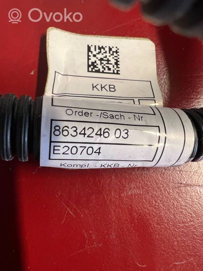 BMW X1 F48 F49 Fuel injector wires 8643382