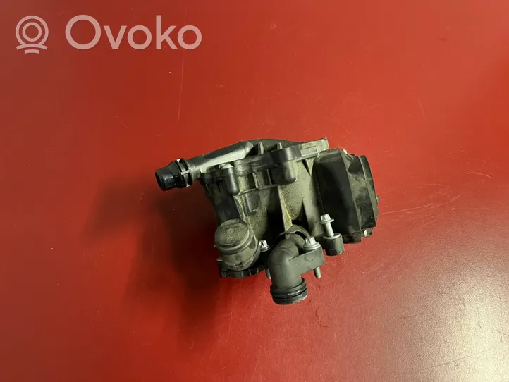 BMW X3 G01 Termostat / Obudowa termostatu 7644811