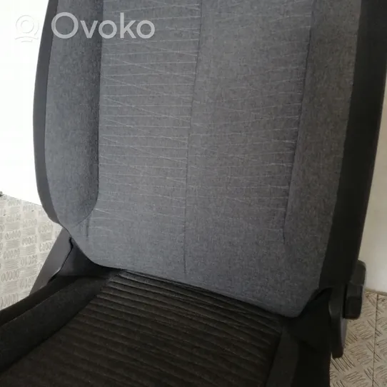 Toyota Aygo AB40 Priekinė keleivio sėdynė 