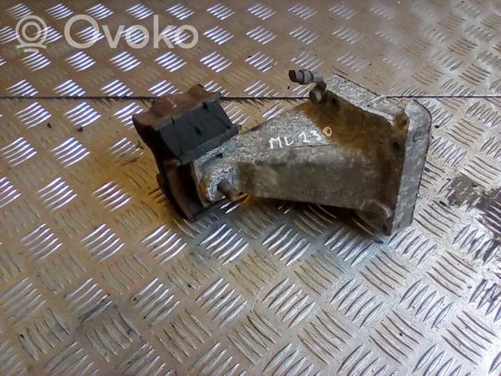 Mercedes-Benz ML W163 Supporto di montaggio del motore 1112231504