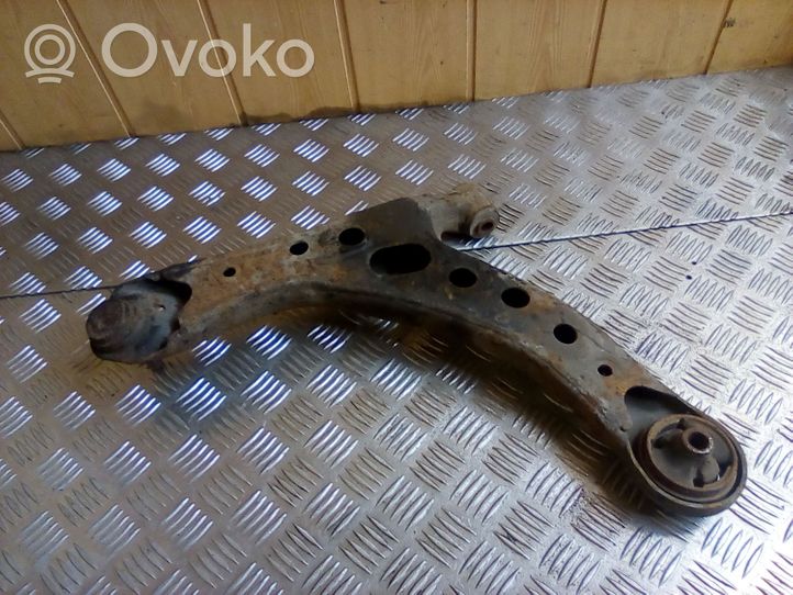 Toyota Avensis Verso Front lower control arm/wishbone 