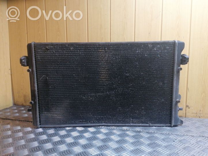 Volkswagen Bora Radiateur de refroidissement 1J0121253AD