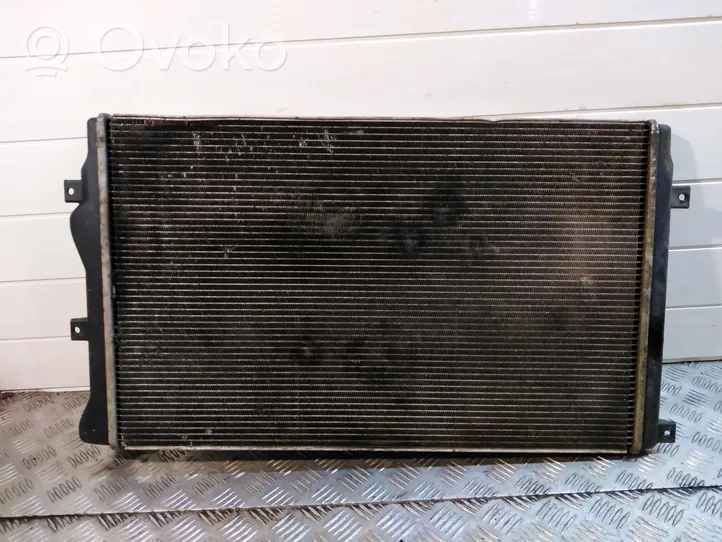 Volkswagen Touran I Radiateur de refroidissement 1K0121253H