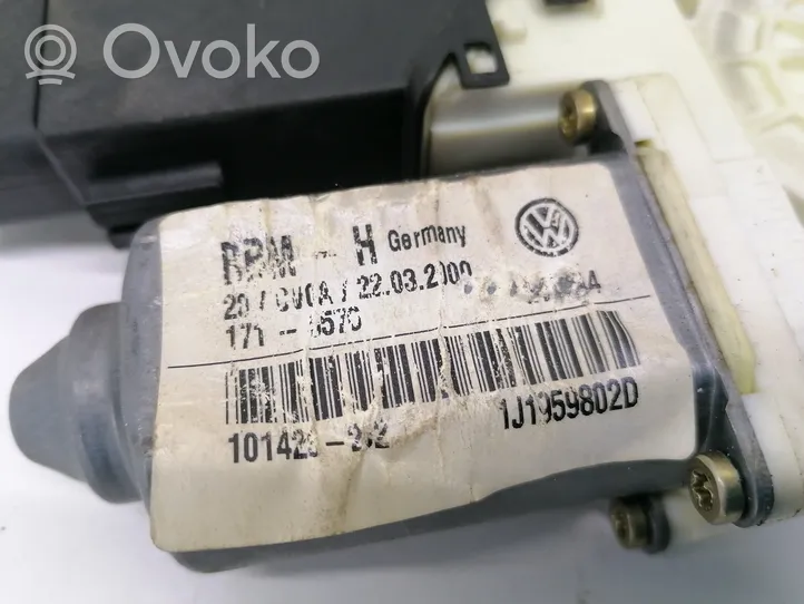 Volkswagen Bora Moteur de lève-vitre de porte avant 101386