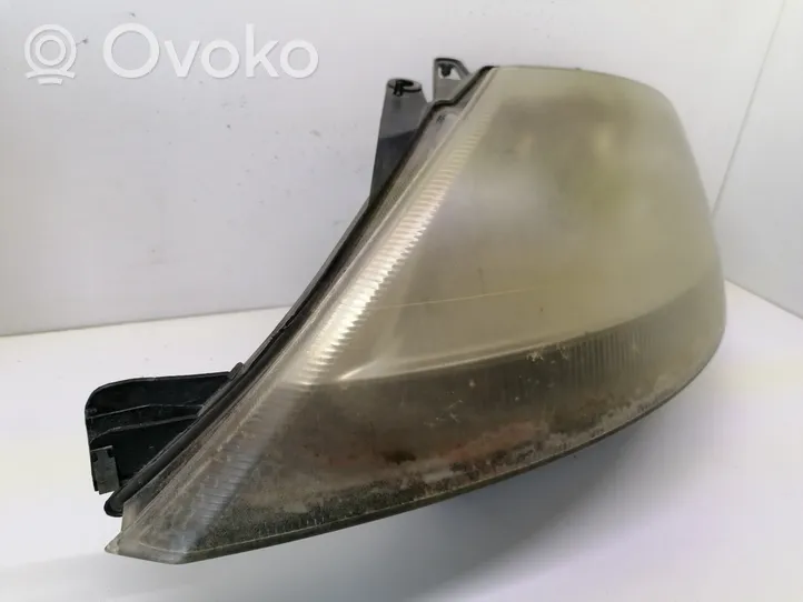 Citroen C3 Lampa przednia 9647214280