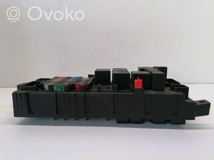 Volvo V70 Fuse box set 518717004