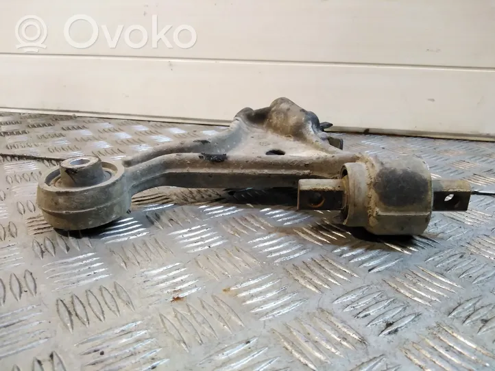 Volvo V70 Braccio di controllo sospensione anteriore inferiore/braccio oscillante SV66200120