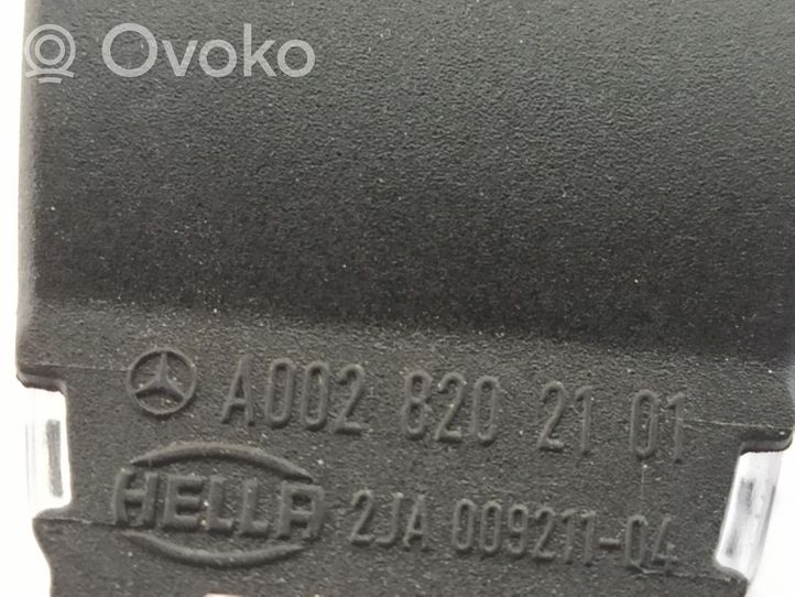 Mercedes-Benz C AMG W205 Apgaismošanas konsoles dekoratīvā apdare A0028202101