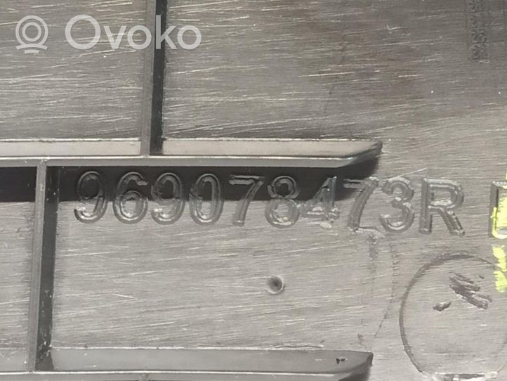 Dacia Duster Osłona boczna tunelu środkowego 689203836R 689206523R 969