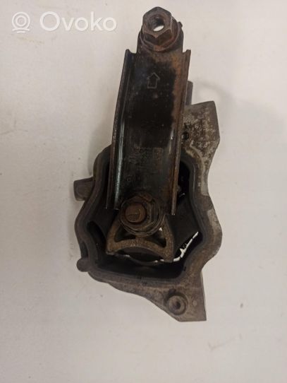 Volvo S40 Supporto della scatola del cambio 30671219