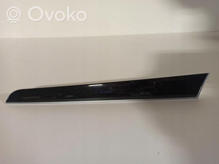 Audi A5 Moulure/baguette de porte avant 8K0867420