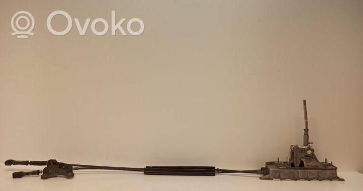 Volkswagen Tiguan Gear selector/shifter in gearbox 5N0711049P