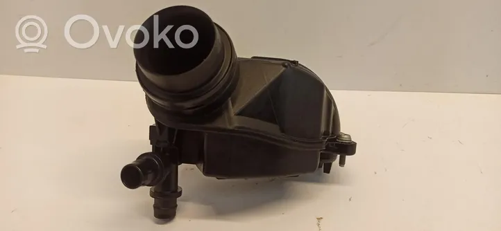 Skoda Karoq Oro paėmimo kanalo detalė (-ės) 05C129654