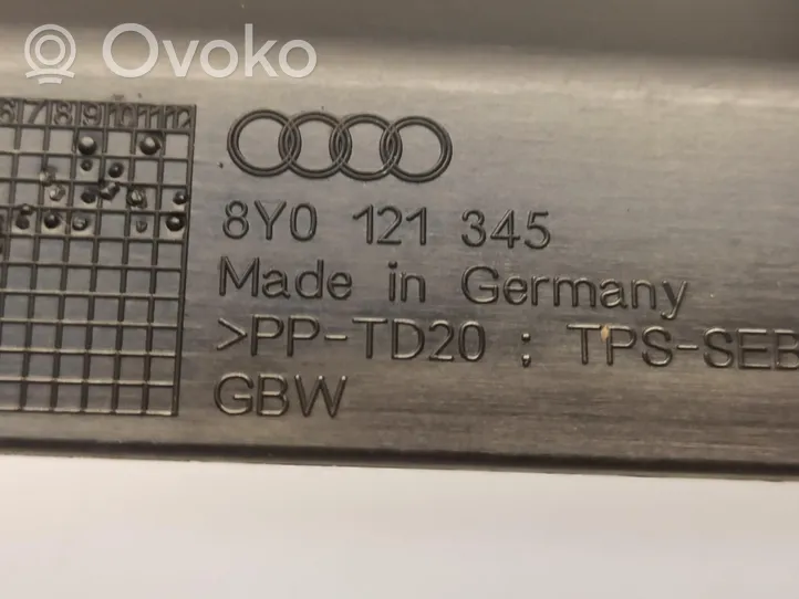 Audi A3 8Y Pannello di supporto del radiatore (usato) 8Y0121345