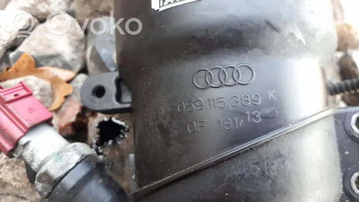 Audi A7 S7 4G Supporto di montaggio del filtro dell’olio 059115389K