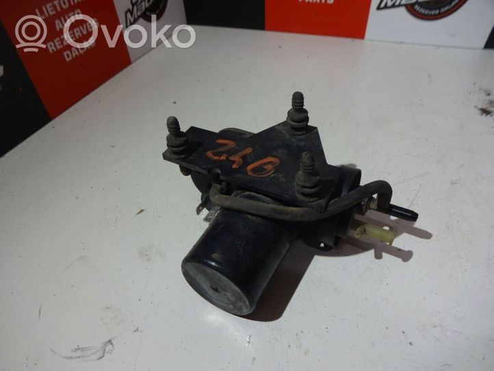 Audi A6 S6 C5 4B Vakionopeussäätimen tyhjiöpumppu 4B0907325