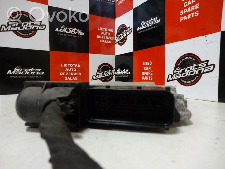 Volkswagen Golf V Sterownik / Moduł ECU 03G906016R