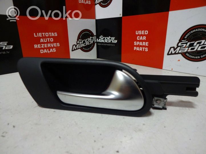 Volkswagen Jetta V Front door interior handle 1K5837114