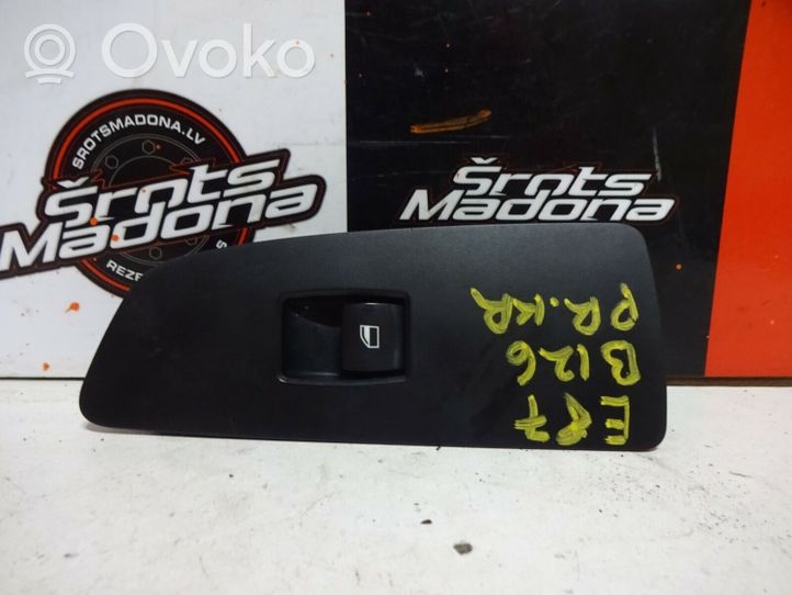 BMW 1 E81 E87 Electric window control switch 6970247