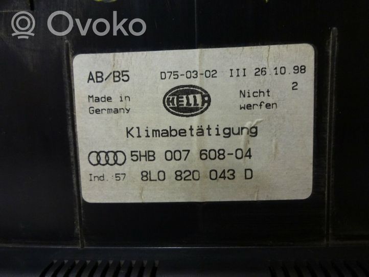 Audi A3 S3 8P Oro kondicionieriaus/ klimato/ pečiuko valdymo blokas (salone) 8L0820043D
