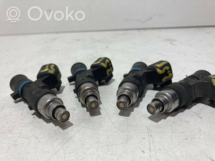 Volvo V50 Fuel injectors set 8653891