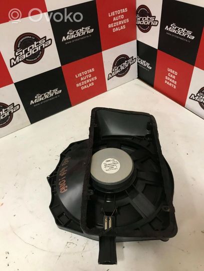 Audi A4 S4 B7 8E 8H Subwoofer-bassokaiutin 8E5035412D