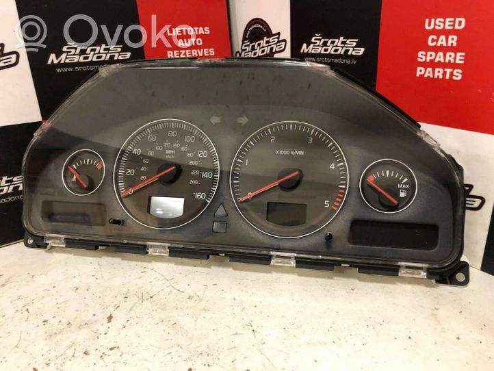 Volvo XC70 Compteur de vitesse tableau de bord 30746112