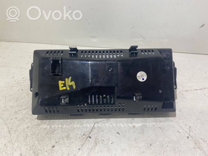 BMW 5 E60 E61 Monitori/näyttö/pieni näyttö 9145102