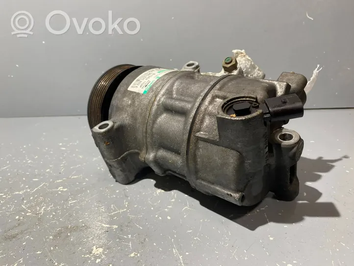 Volkswagen Golf Plus Compressore aria condizionata (A/C) (pompa) 5N0820803C