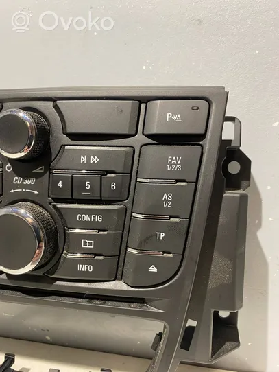 Opel Astra J Radio/CD/DVD/GPS-pääyksikkö 13360090