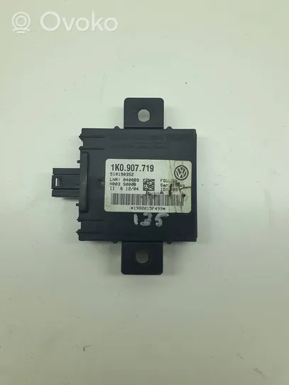 Volkswagen PASSAT B6 Boîtier module alarme 1K0907719