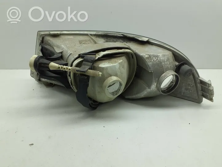 Skoda Octavia Mk2 (1Z) Światło przeciwmgłowe przednie 1Z0941702C