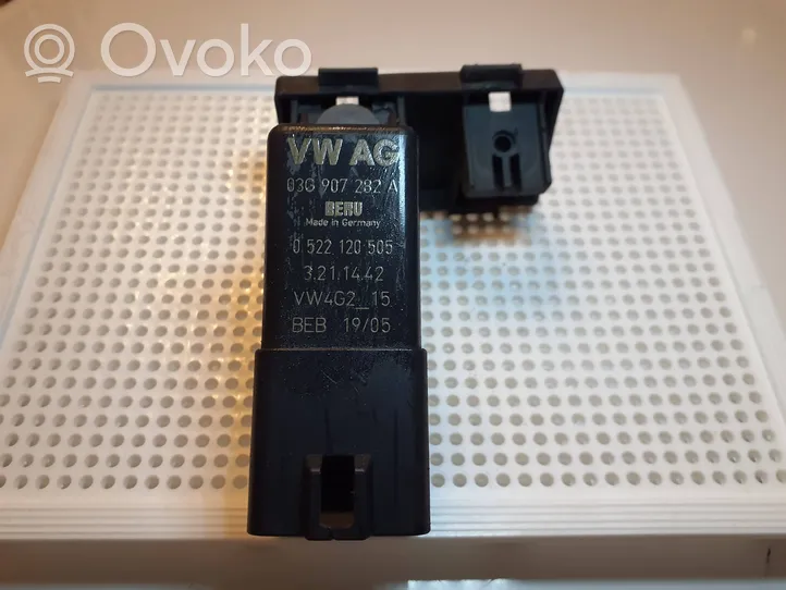 Skoda Octavia Mk2 (1Z) Glow plug pre-heat relay 03G907282A
