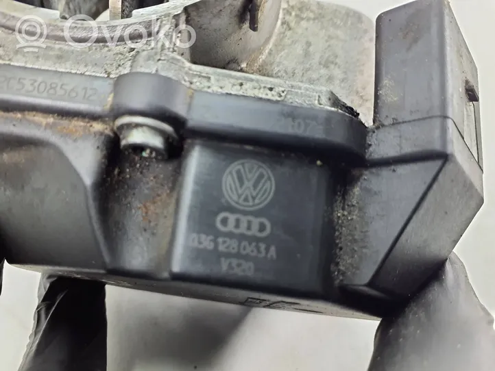 Volkswagen PASSAT B6 Clapet d'étranglement 03G128063A