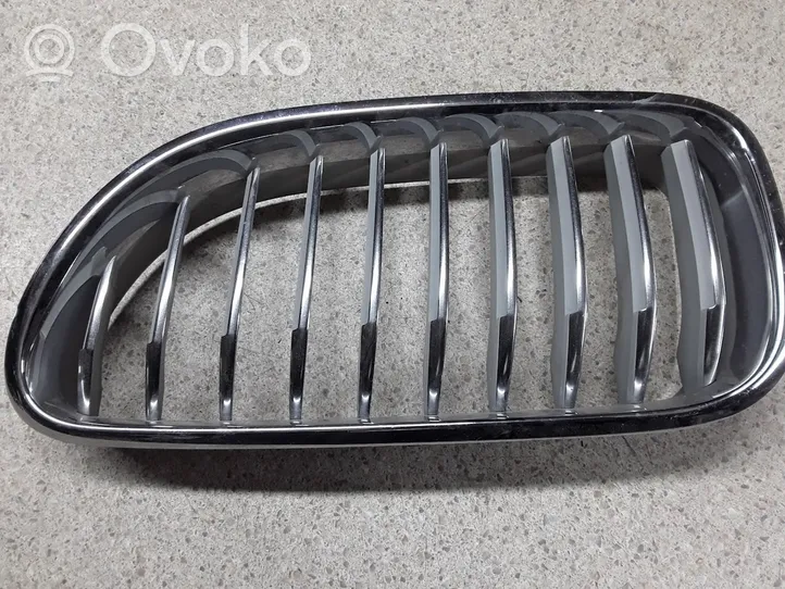 BMW 6 F06 Gran coupe Grille calandre supérieure de pare-chocs avant 7212849