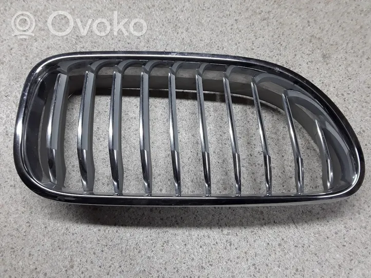 BMW 6 F06 Gran coupe Grille calandre supérieure de pare-chocs avant 7212849