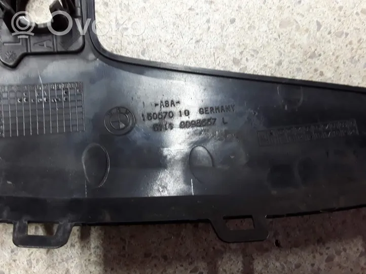 BMW 5 G30 G31 Modanatura separatore del paraurti anteriore 8098667