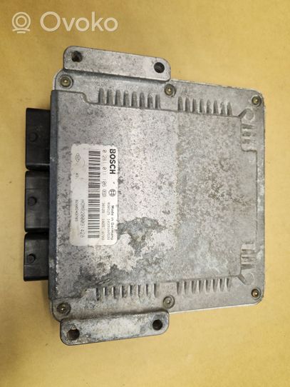 Renault Laguna II Sterownik / Moduł ECU 8200243785